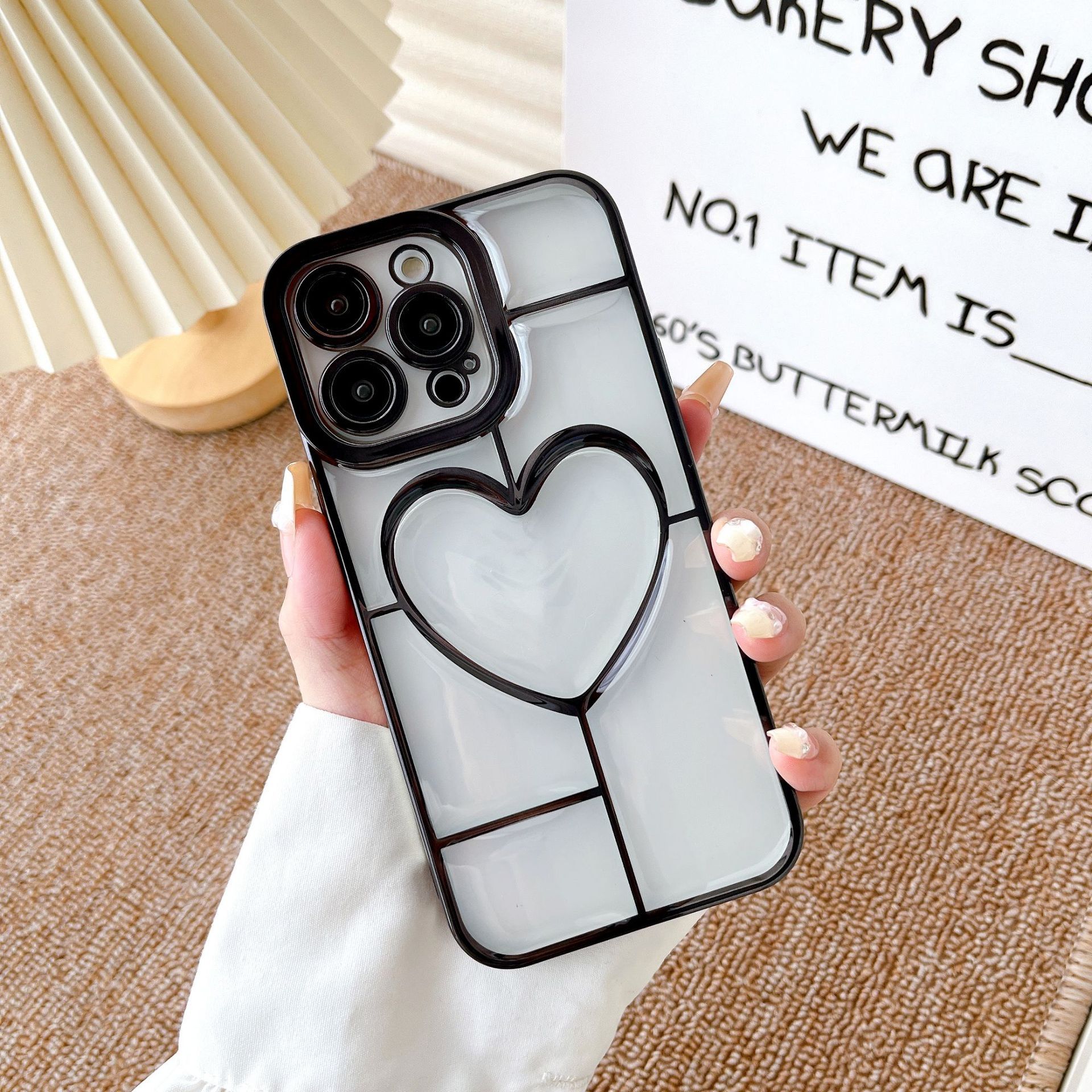 Akfa İphone 12 Pro Max Uyumlu  Kalpli Aşk Kılıf - Yumuşak Silikon ve Şık Tasarım